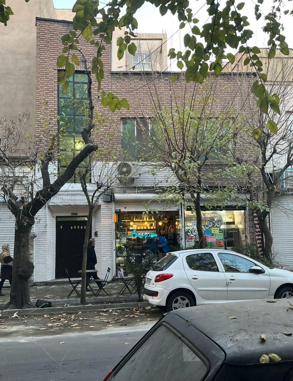 ملک ویلایی/طبقه همکف از یک/بر خیابان فروزش|اجارهٔ خانه و ویلا|تهران, امیر بهادر|دیوار