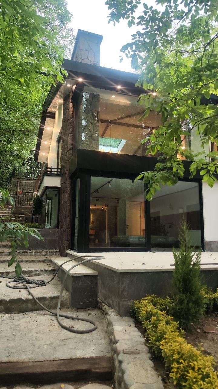 درب و پنجره آلومینیومی مدرن با نصب سریع|خدمات پیشه و مهارت|کرج, شهرک یاس شمالی|دیوار