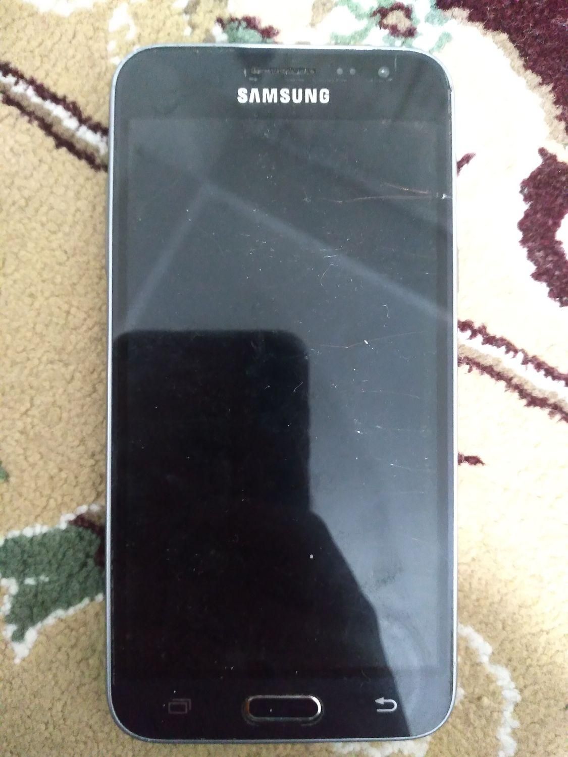 سامسونگ Galaxy J3 (2016) با حافظهٔ ۸ گیگابایت|موبایل|کرج, کمال‌شهر|دیوار