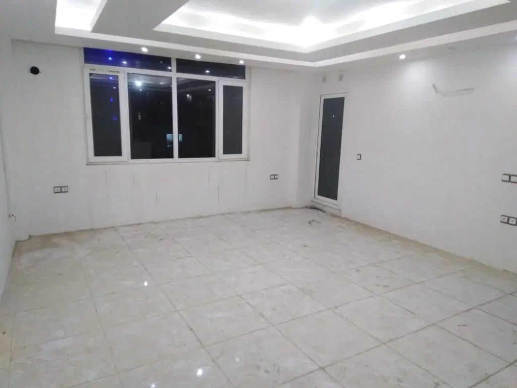 ۹۸متری طبقه اول در حدکلیداول + خیابان۳۶ غرق در نور|فروش آپارتمان|اهواز, سپیدار|دیوار