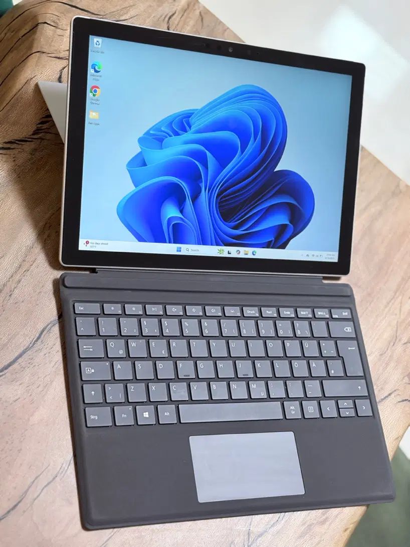سرفیس پرو۷ پلاس Cori 7/Ram16Gb مشابه نو|رایانه همراه|تهران, فاطمی|دیوار