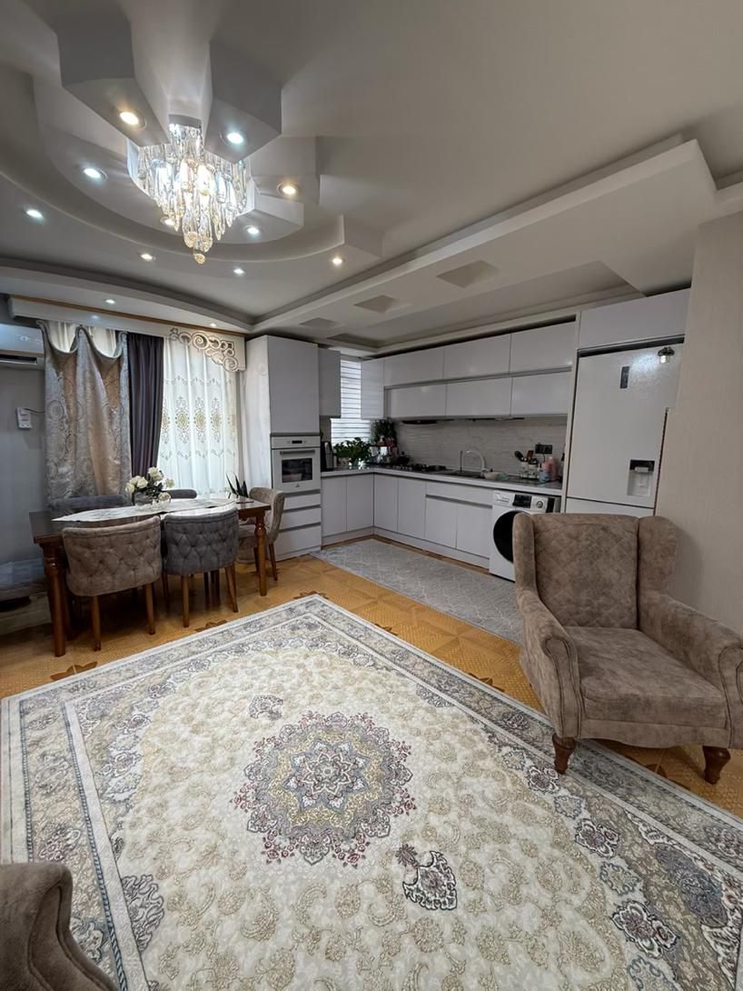 معلم کسمایی ۸۵متر/سند پارکینگ/فول بازسازی زیرقیمت|فروش آپارتمان|رشت, معلم|دیوار