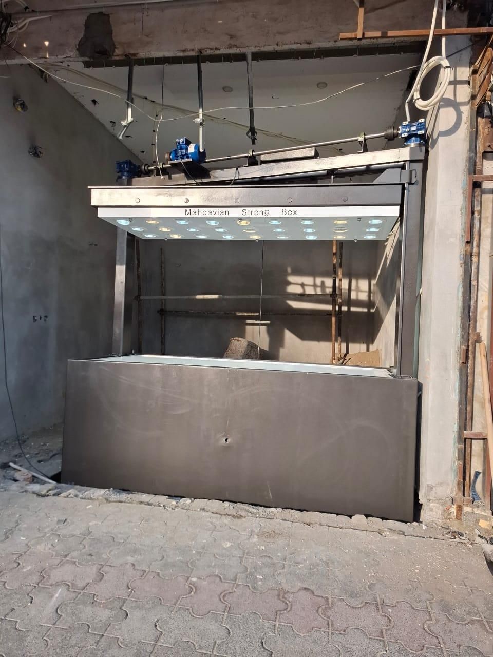 گاوصندوق آسانسوری با ورق ۱۰میل گاو صندوق|ابزارآلات|تبریز, |دیوار