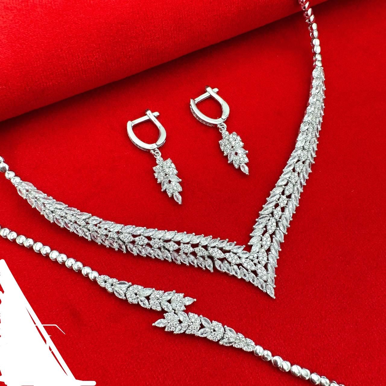 سرویس نقره عیناً طلا|بدلیجات|تبریز, |دیوار