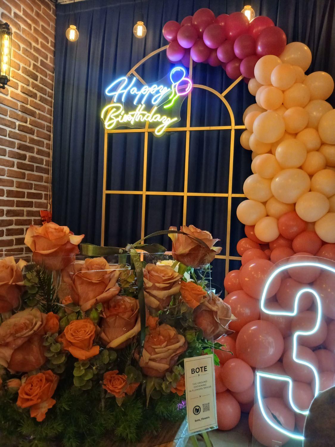 کافه رستوران عمو میلاد|خدمات پذیرایی، مراسم|اراک, |دیوار