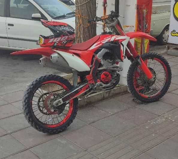 کراسcrf250|موتورسیکلت|کاشان, باغ فین|دیوار