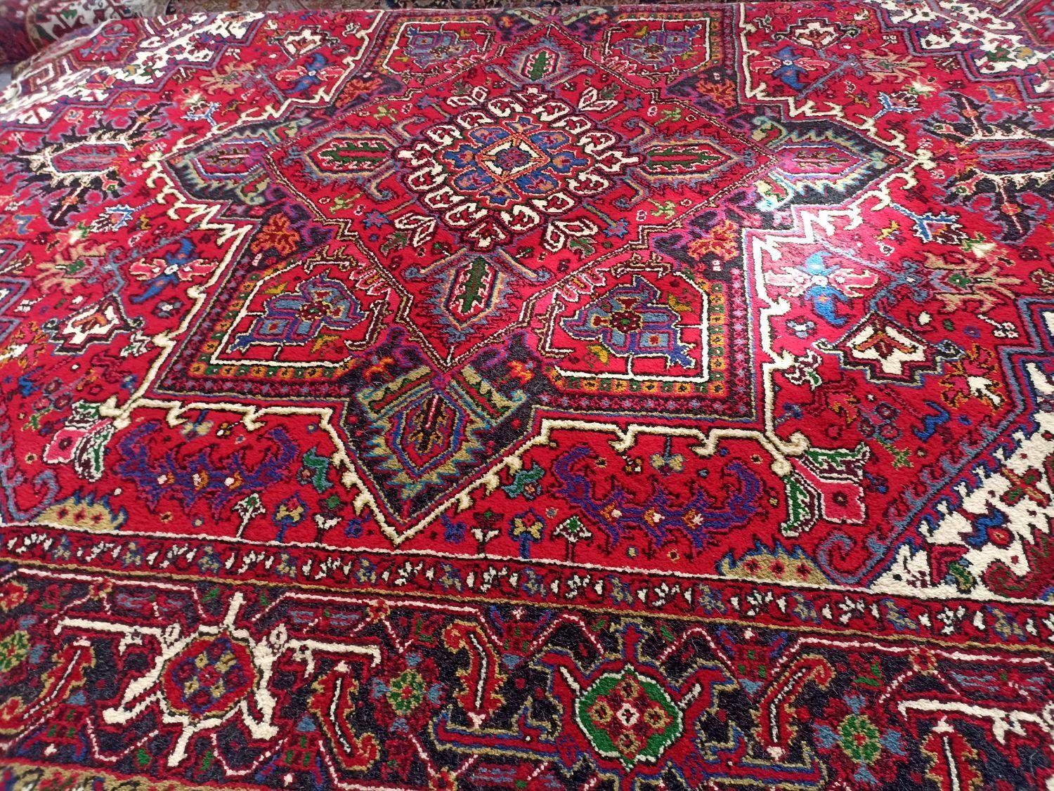 یک تخته سه درپنچ متری دوتخته نومتری تازه|فرش|تبریز, |دیوار