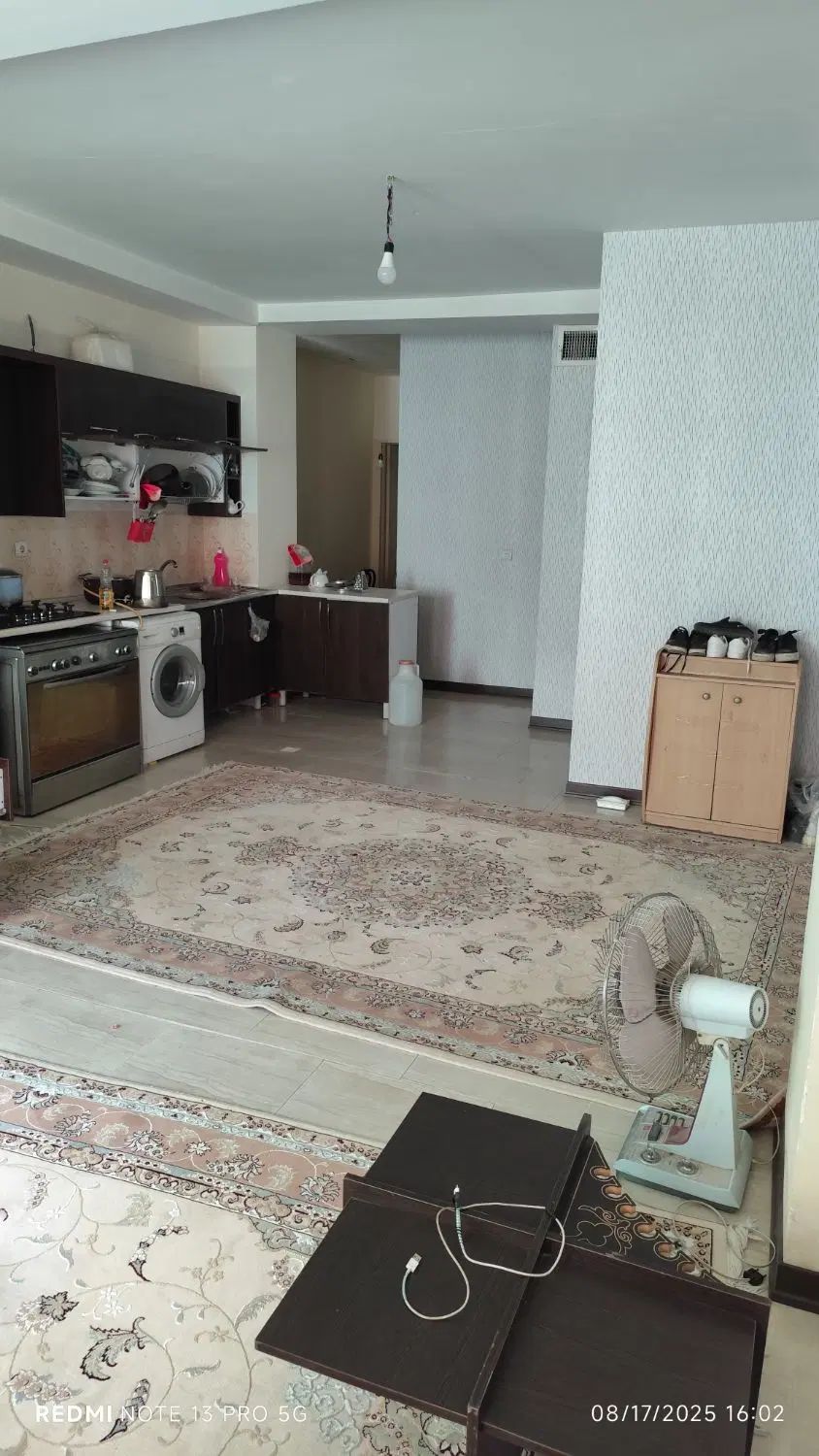 ۹۰ متری نورگیر بازسازی شده گلستان مهرشهر|اجارهٔ آپارتمان|کرج, گلستان|دیوار