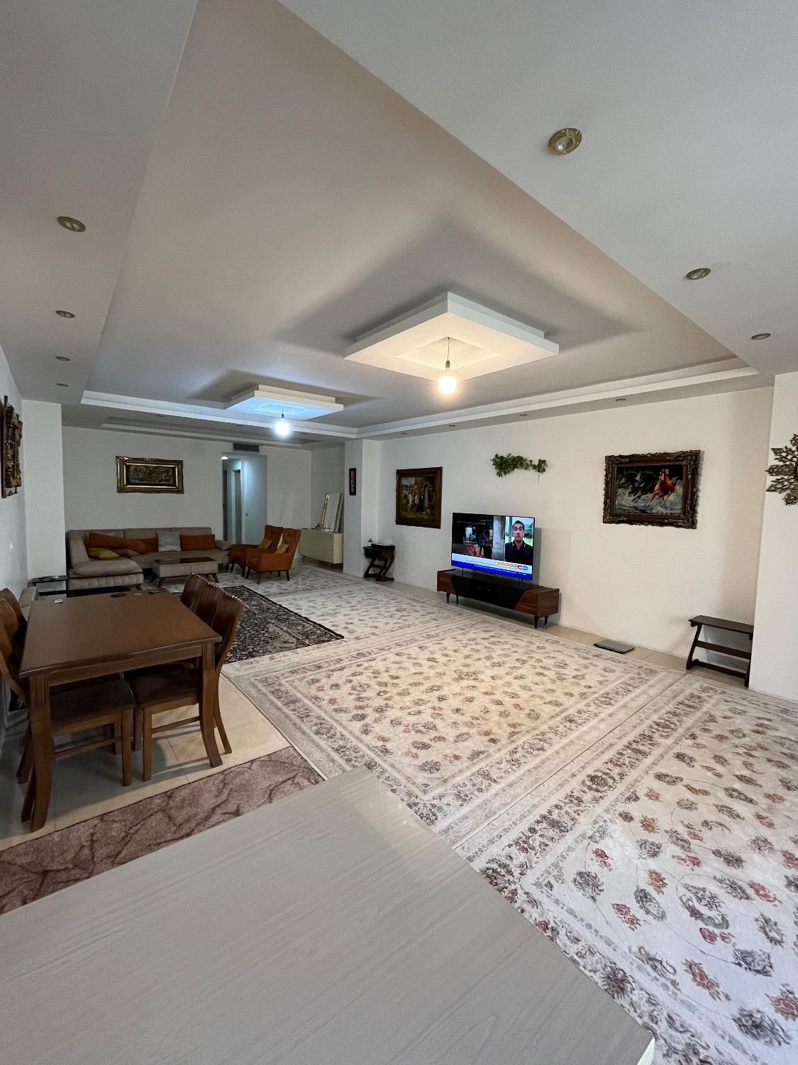 ۱۴۰متر ی ۲۲بهمن بهترین کوچه گلریزان کوچه ۲۰متری|فروش آپارتمان|کرمانشاه, |دیوار