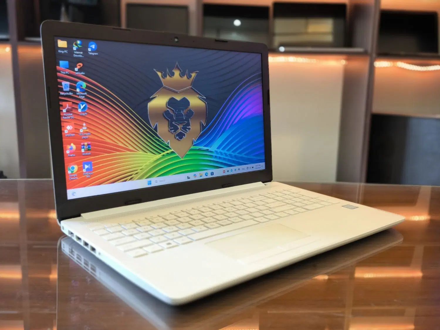 لپتاپ hp سفید ۸ هسته i7 نسل ۸ همه فن حریف جذاب|رایانه همراه|تهران, میدان ولیعصر|دیوار