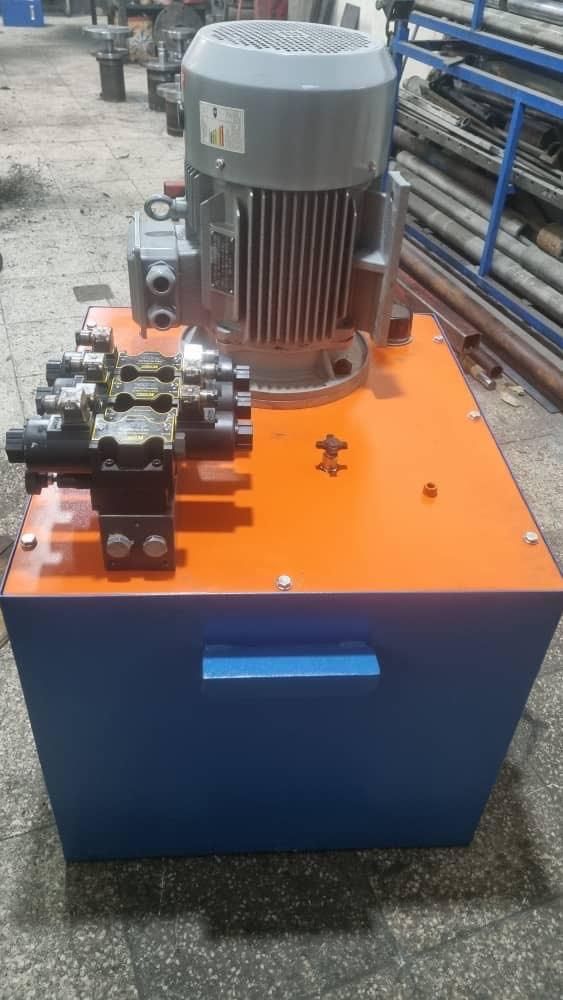 ساخت جک و یونیت آسانسوری و بالابری و صنعتی|ماشین‌آلات صنعتی|اصفهان, جاوان|دیوار