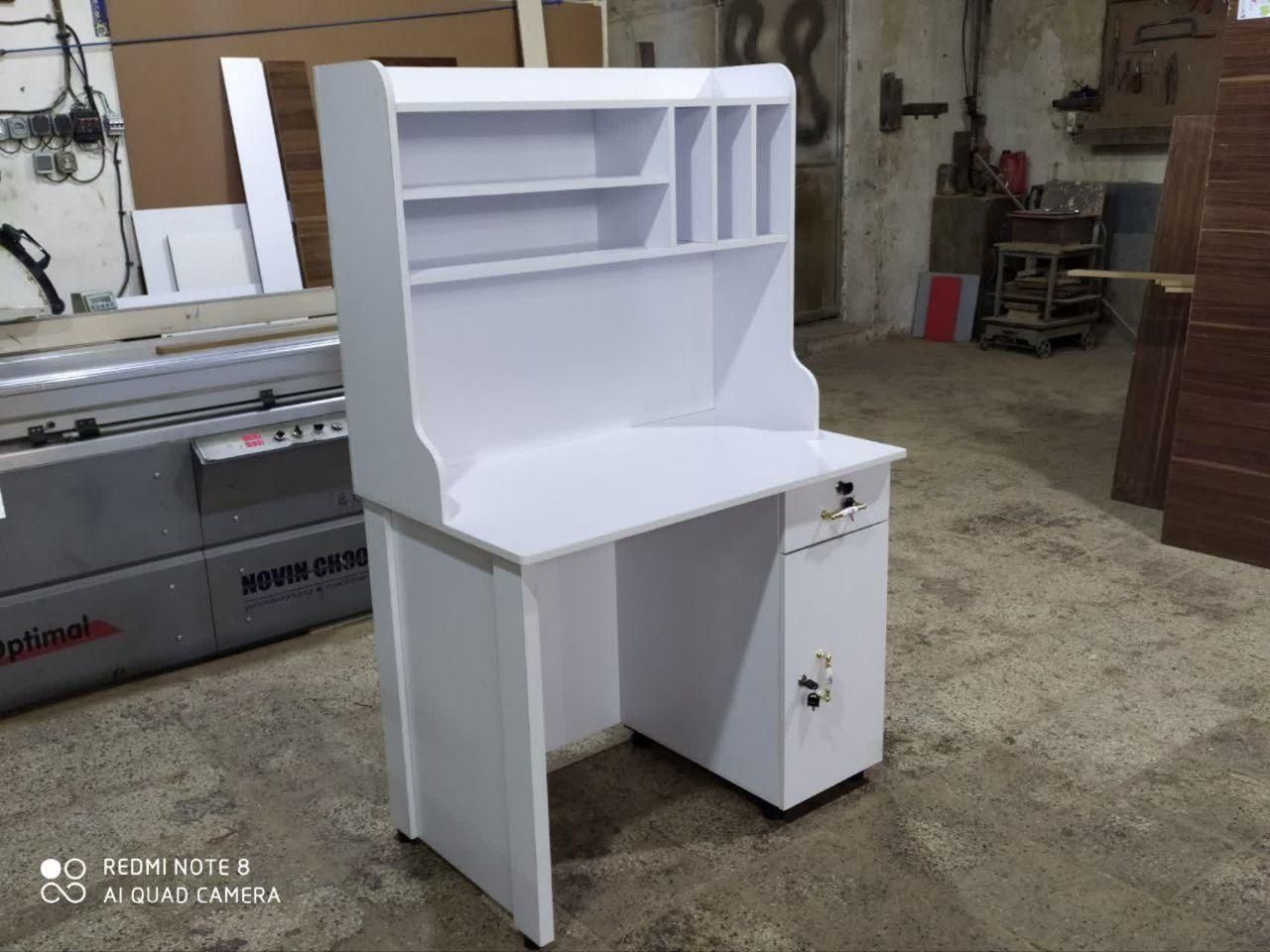 میز تحریر کتابخانه دار شلف فلزی صندلی گردان کد ۵۵۶|میز تحریر و کامپیوتر|مشهد, عامل|دیوار