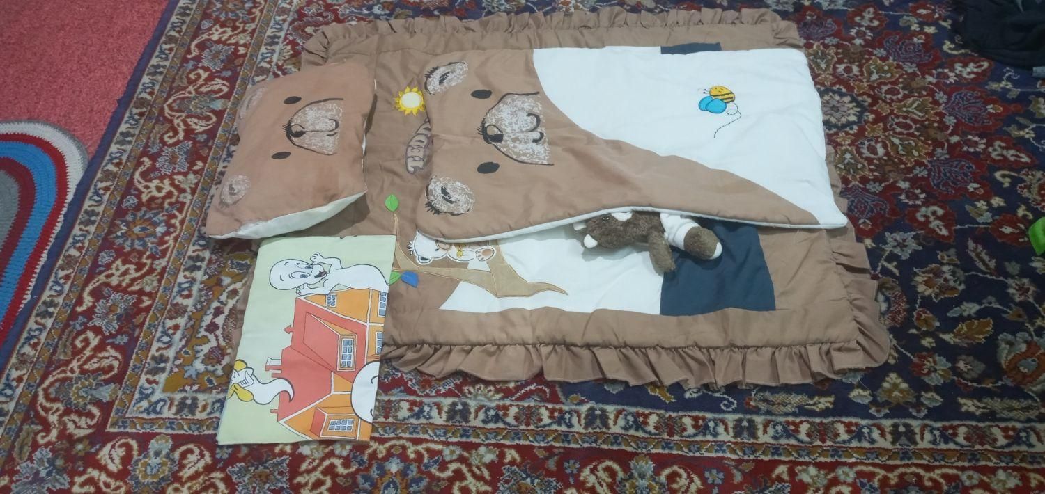 گهواره و سِتِخواب نوزادوساک و کریر و تَشت ۵۰۰ تومن|اسباب و اثاث بچه|اصفهان, حصه شمالی|دیوار