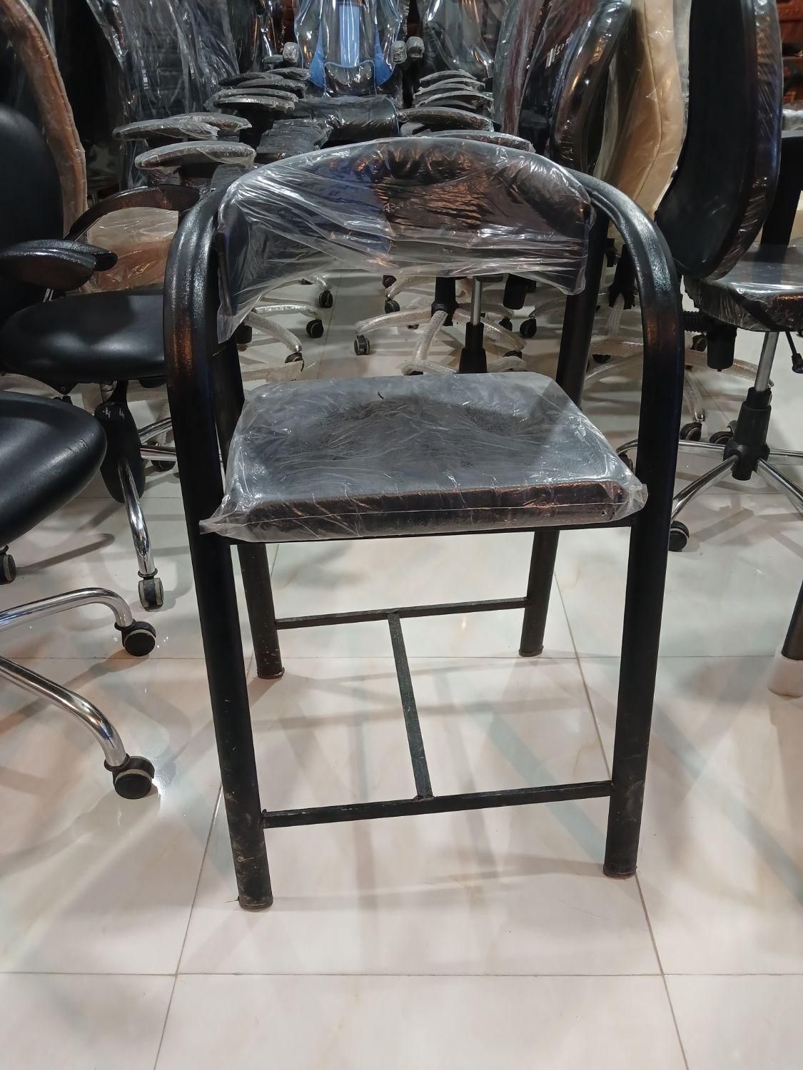 صندلی انتظار /آرام و ام پی /مبلی|صندلی و نیمکت|ساوه, |دیوار