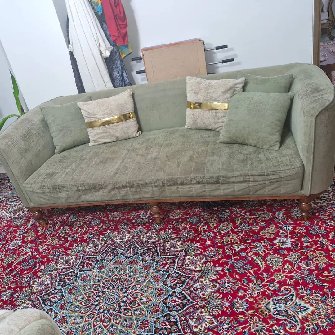 مبل|مبلمان خانگی و میز عسلی|اصفهان, نقش جهان|دیوار