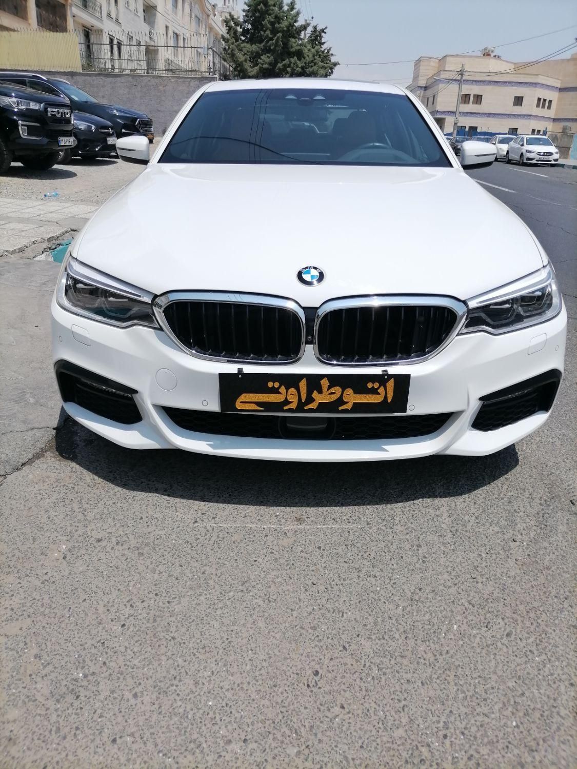 بی‌ام‌و سری 5 سدان 530i، مدل ۲۰۱۷|خودرو سواری و وانت|تهران, شهرک راه‌آهن|دیوار