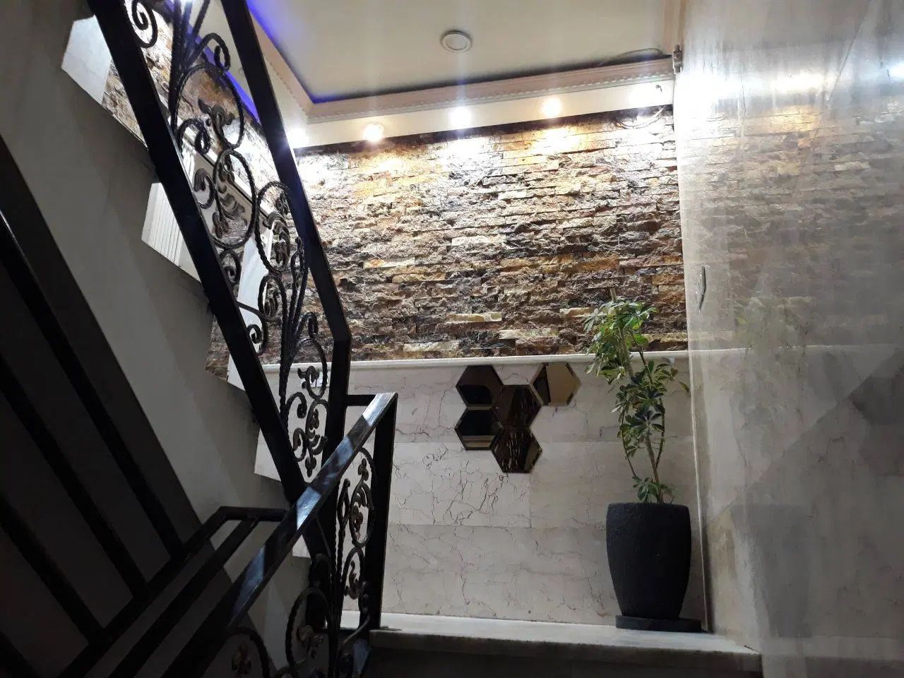 ۱۹۰ مترسالن بر خیابان ۳۰ متری جی شلوغ/باشگاه ورزشی|اجارهٔ مغازه و غرفه|تهران, سلیمانی|دیوار