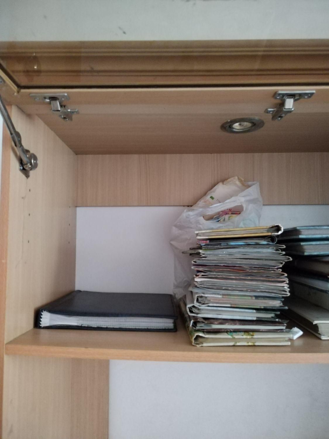 جا کتابی MDF با کیفیت و قدیمی.|کتابخانه، شلف، قفسه‌های دیواری|محمودآباد, |دیوار