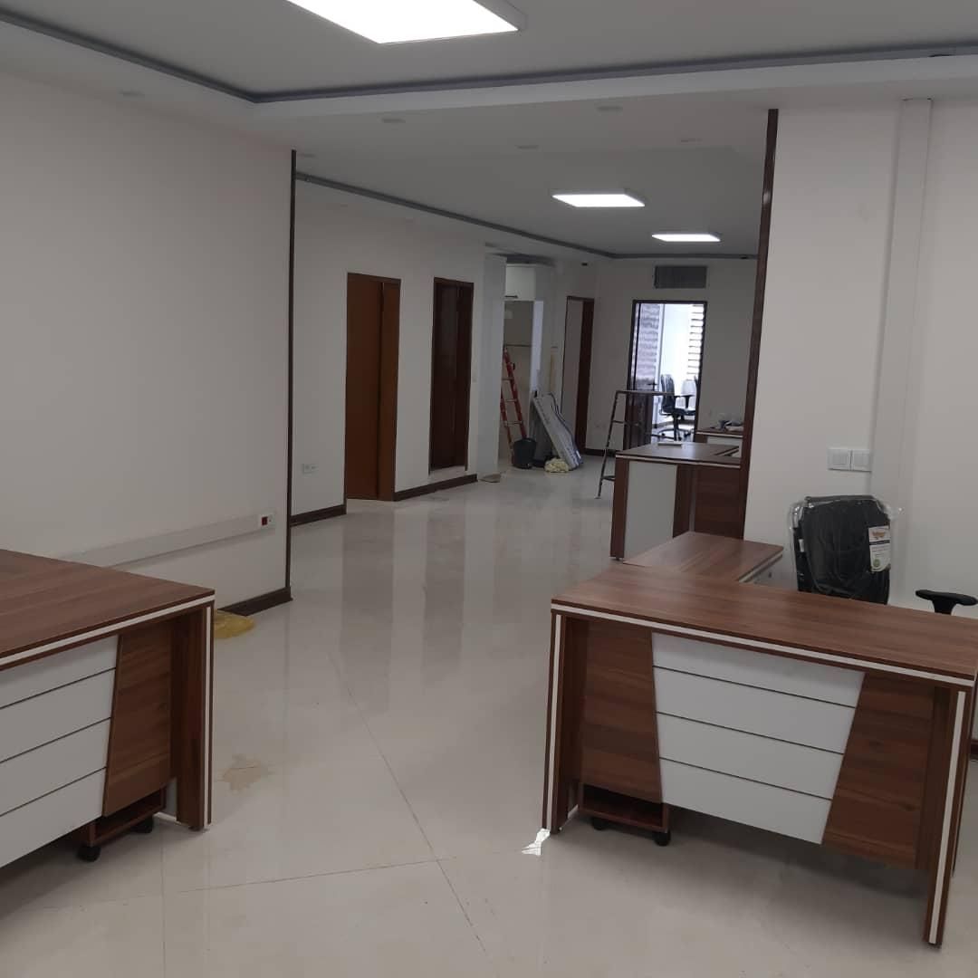 ۲۱۰متر۶ اتاق.                   (موقعیت)عباس آباد|اجارهٔ دفتر کار، اتاق اداری، مطب|تهران, عباس‌آباد|دیوار