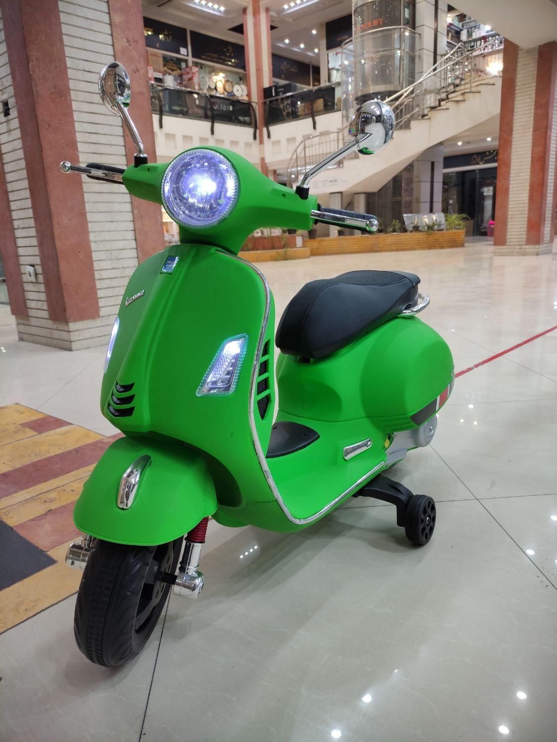 موتور شارژی وسپا|اسباببازی بچه|مشهد, مصلی (کارمندان اول)|دیوار