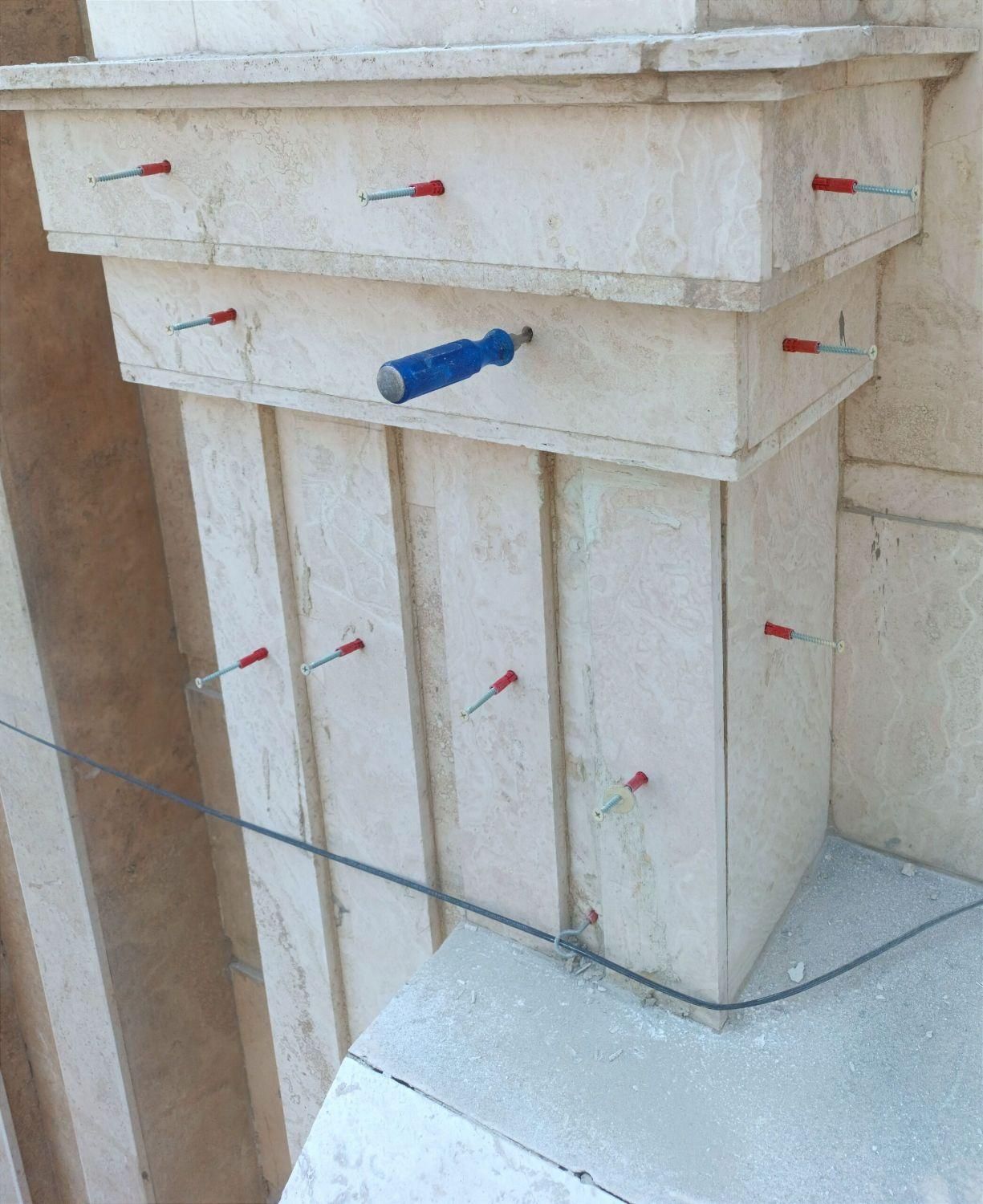 پیچ رولپلاک نماکار در ارتفاع/بدون داربست/راپل/طناب|خدمات پیشه و مهارت|قزوین, |دیوار