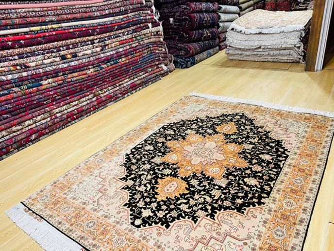 قالیچه ۳ متری تبریز طرح هریس مشکی|فرش|تهران, سلسبیل جنوبی|دیوار