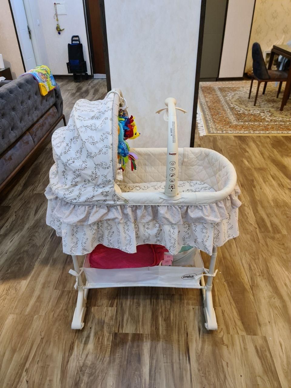 گهواره و تخت کنار مادر انگلیسی|تخت و صندلی بچه|تهران, پاسداران|دیوار