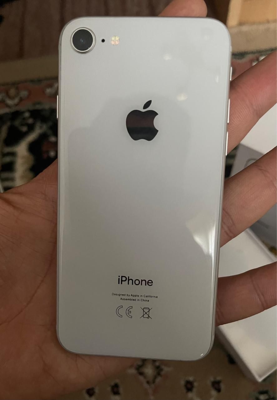 اپل iPhone 8 با حافظهٔ ۶۴ گیگابایت|موبایل|تهران, جوادیه|دیوار