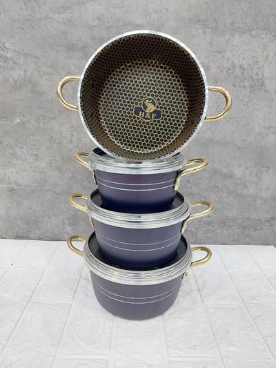 سرویس قابلمه دانشجویی چدن ماهیتابه پایه قابلمه|ظروف پخت‌وپز|تهران, بازار|دیوار