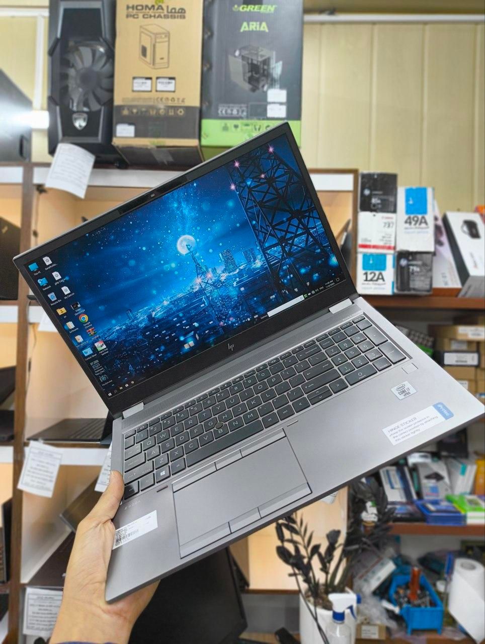 لپ تاپ Hp مدل G7 گرافیک دار|رایانه همراه|اصفهان, قلعه طبره|دیوار