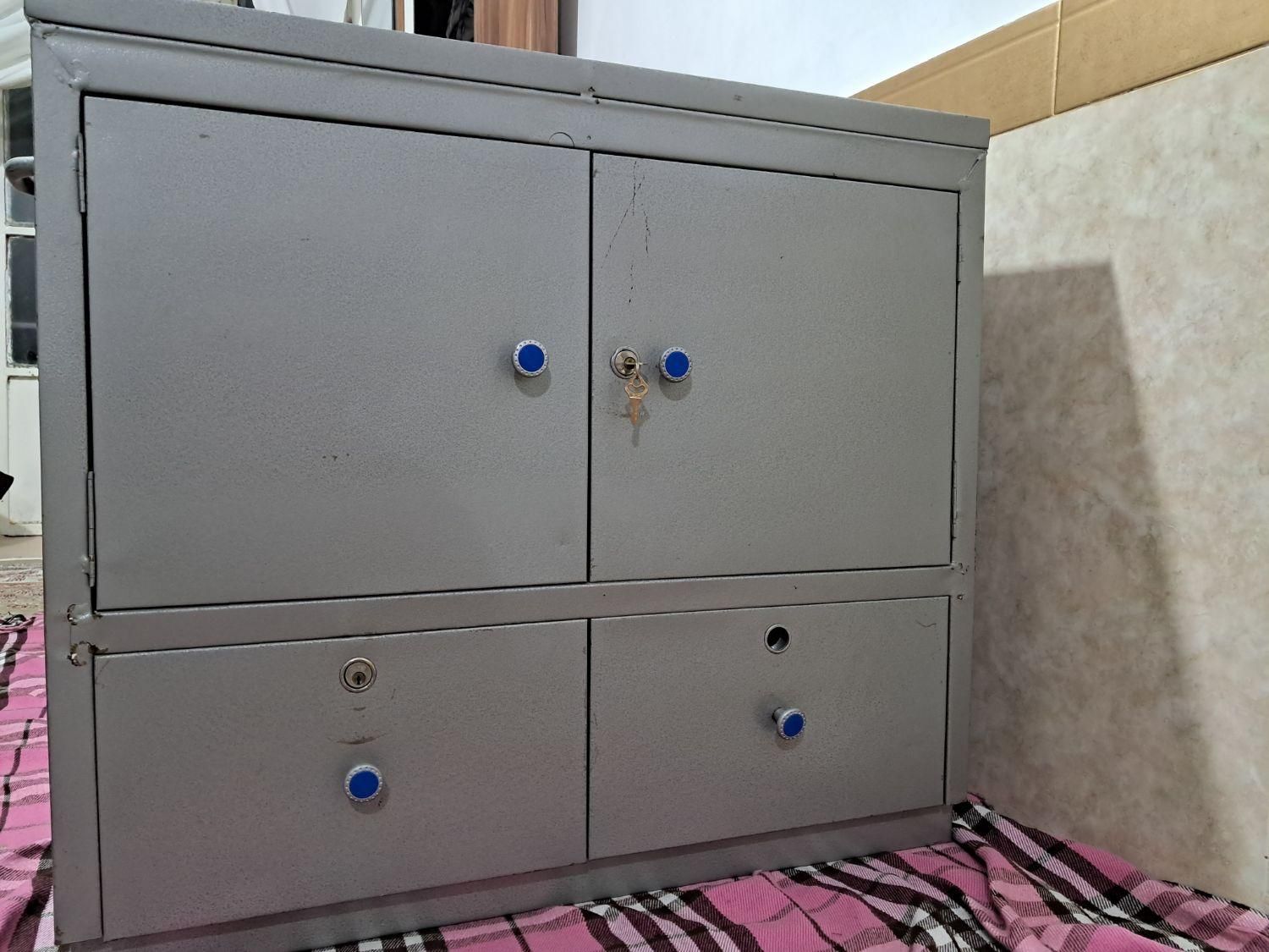 صندوق جهیزیه سالم محکم|جاکفشی، کمد، دراور|قوچان, |دیوار