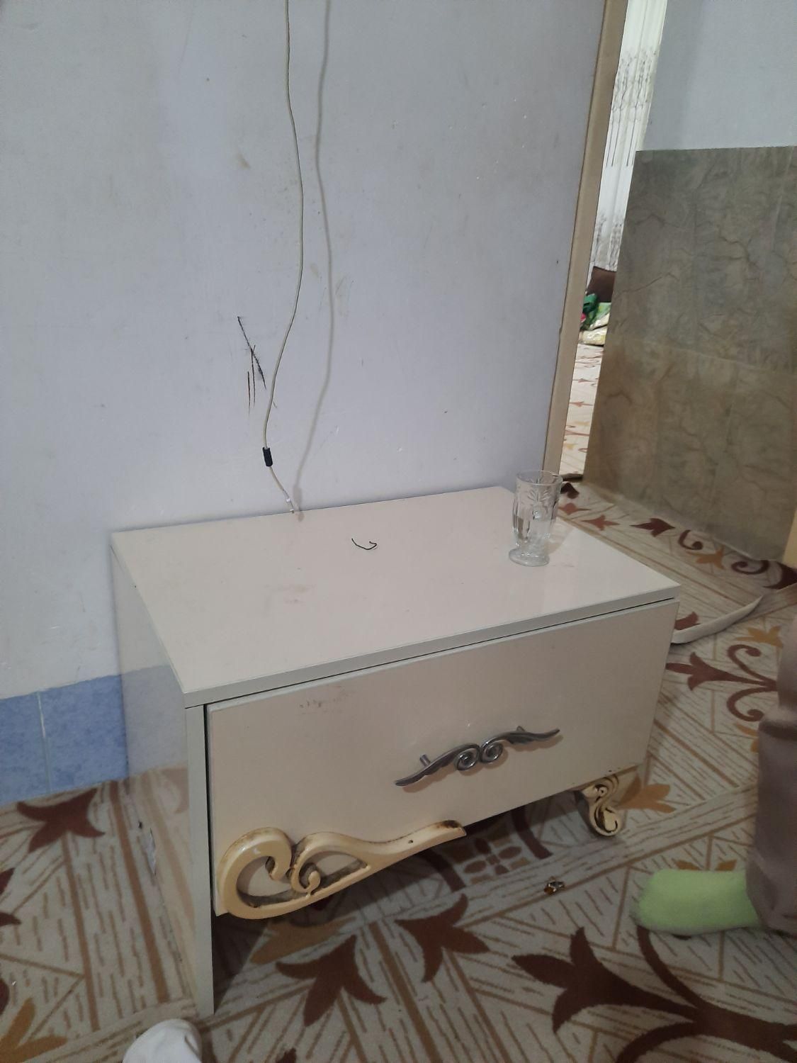 تخت خواب و تشک|تخت و سرویس خواب|برازجان, |دیوار