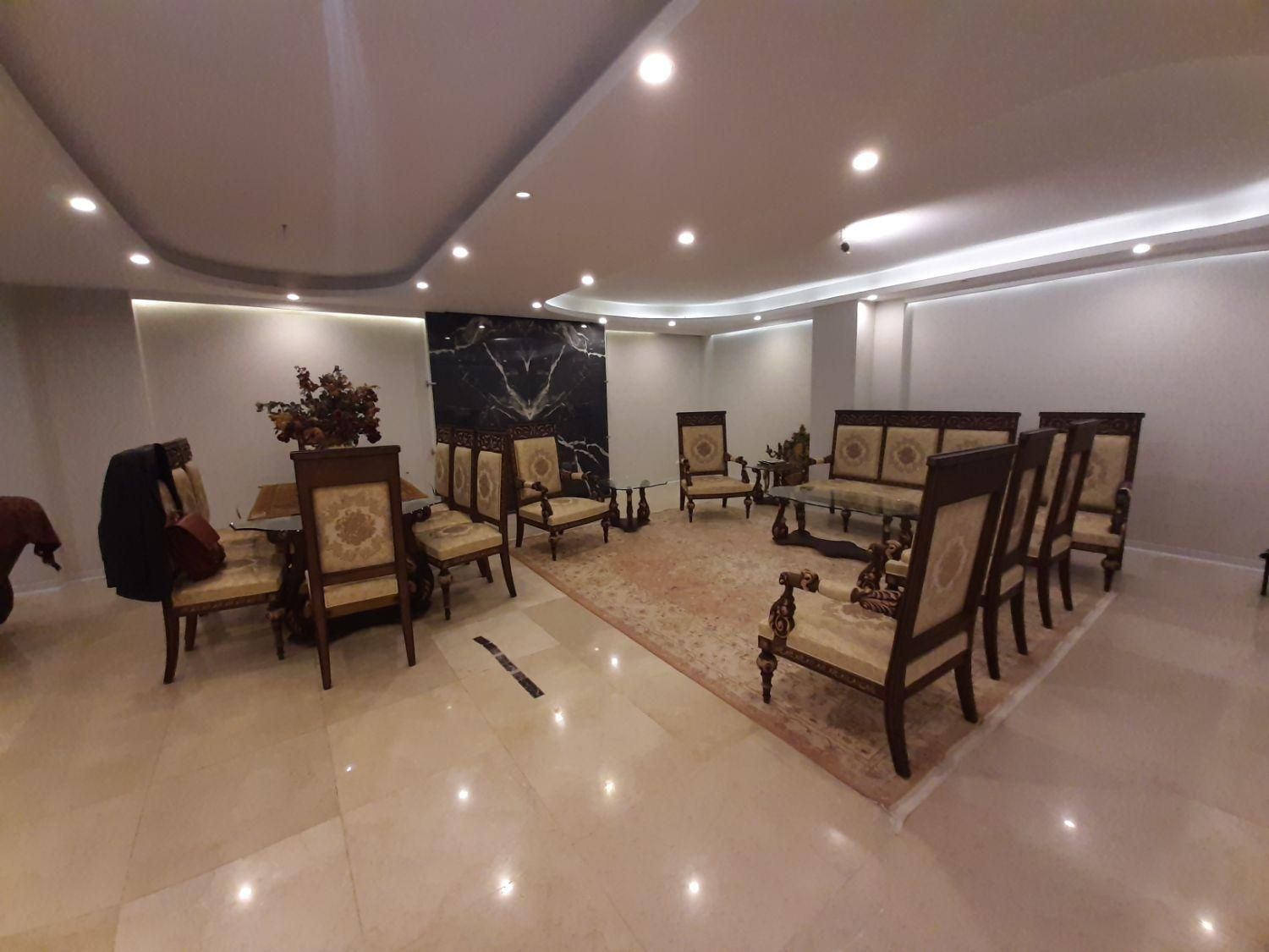 خانه ای متفاوت درکانال هوایی تهران ۲۶۰مترآرامش محض|فروش آپارتمان|تهران, درکه|دیوار