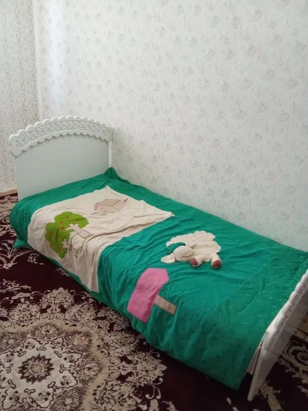 تخت بچه ولوازم|تخت و صندلی بچه|مشهد, بهاران|دیوار