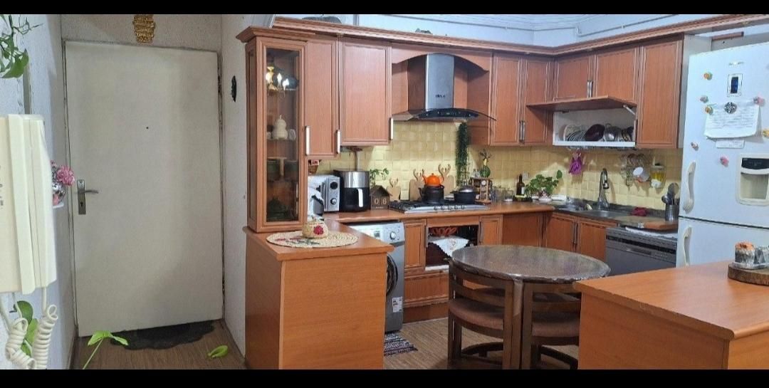 رهن و اجاره لاکانی ۸۰ متری ۲ خواب طبقه۲|اجارهٔ آپارتمان|رشت, چله خانه|دیوار