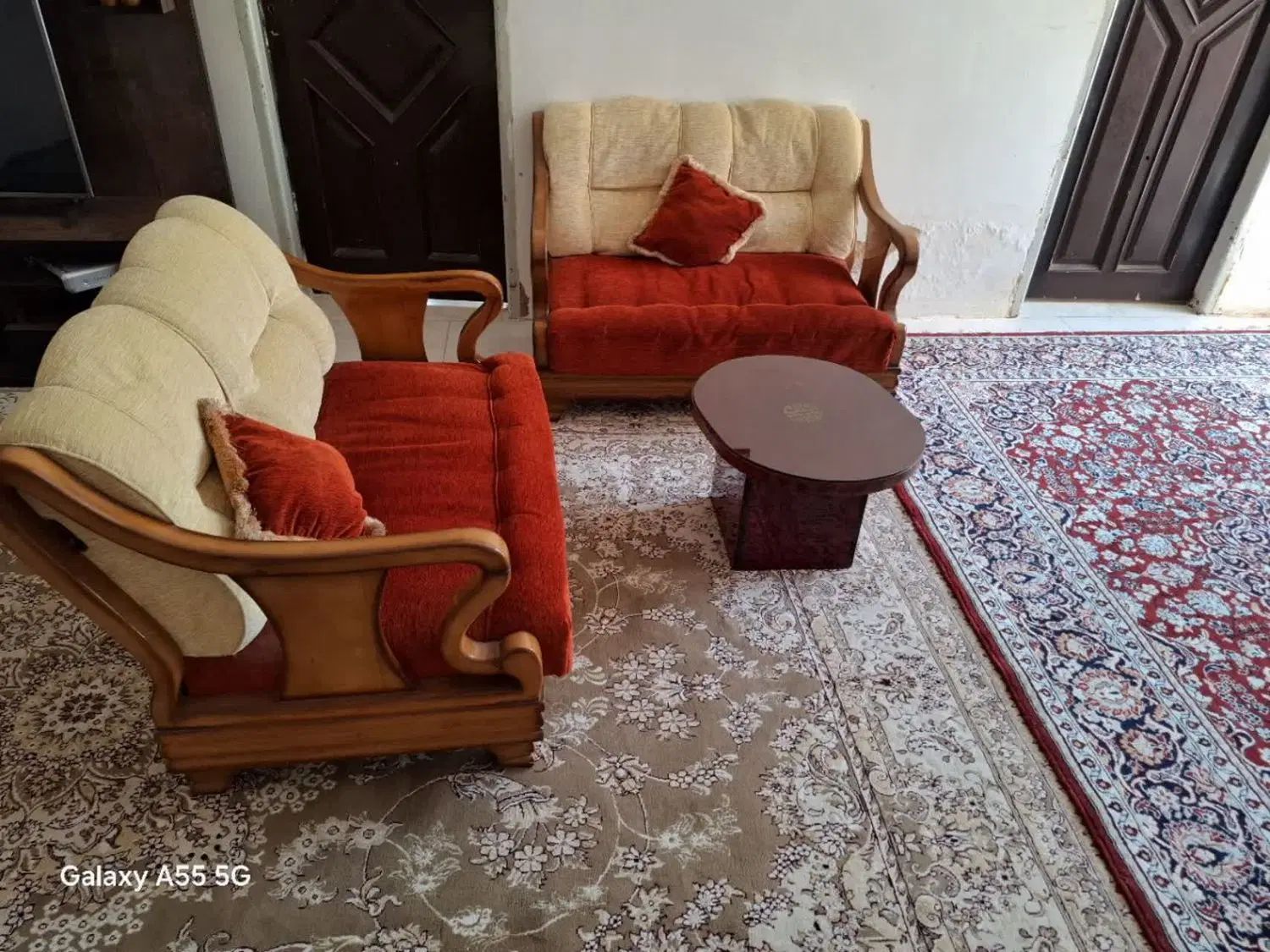 مبل 4نفر|مبلمان خانگی و میز عسلی|اصفهان, دستگرده|دیوار