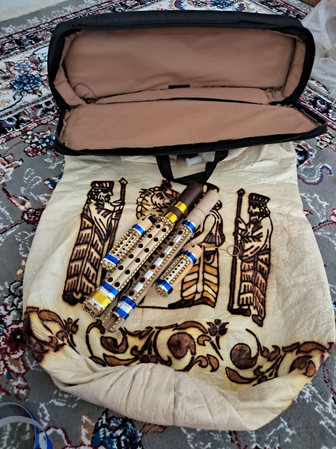 نی انبان.نی همبون. نی انبون|سازهای بادی|برخوار, |دیوار