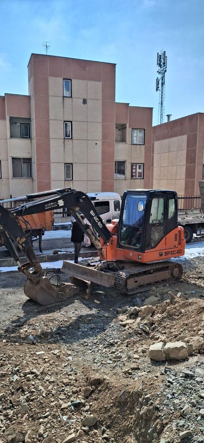 babcat بیل خاکبرداری حمل نخاله آبسرد وحومه|خدمات حمل و نقل|آبسرد, |دیوار