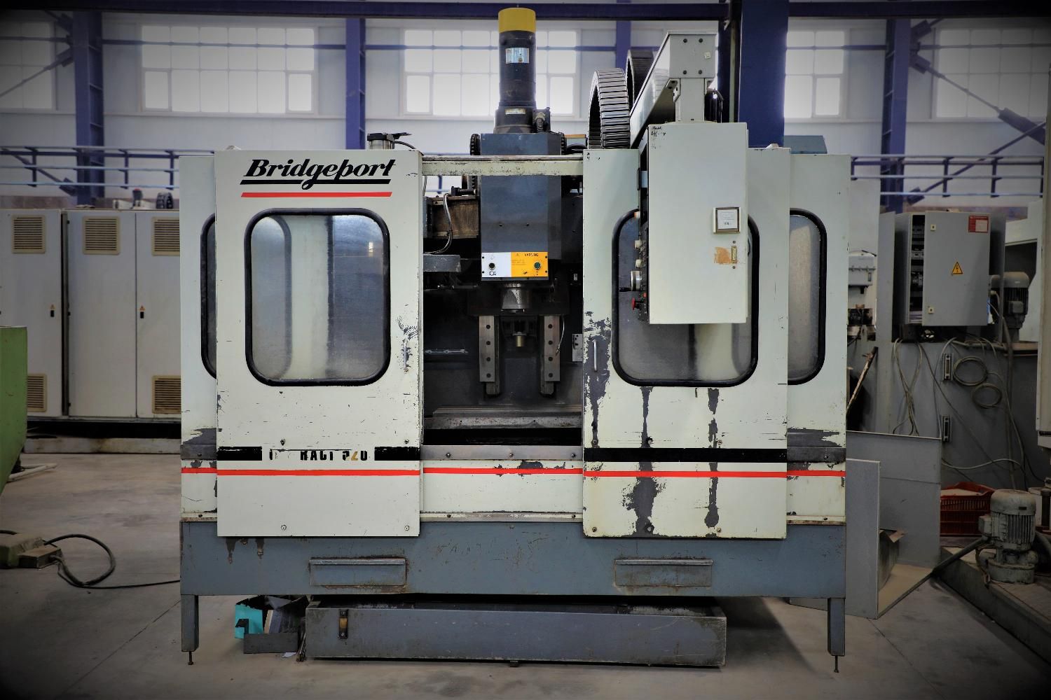 فروش فرز بریجپورت مدل INT 520 V با سال ساخت 1995|ماشینآلات صنعتی|قم, سراجه (۱۵ خرداد)|دیوار