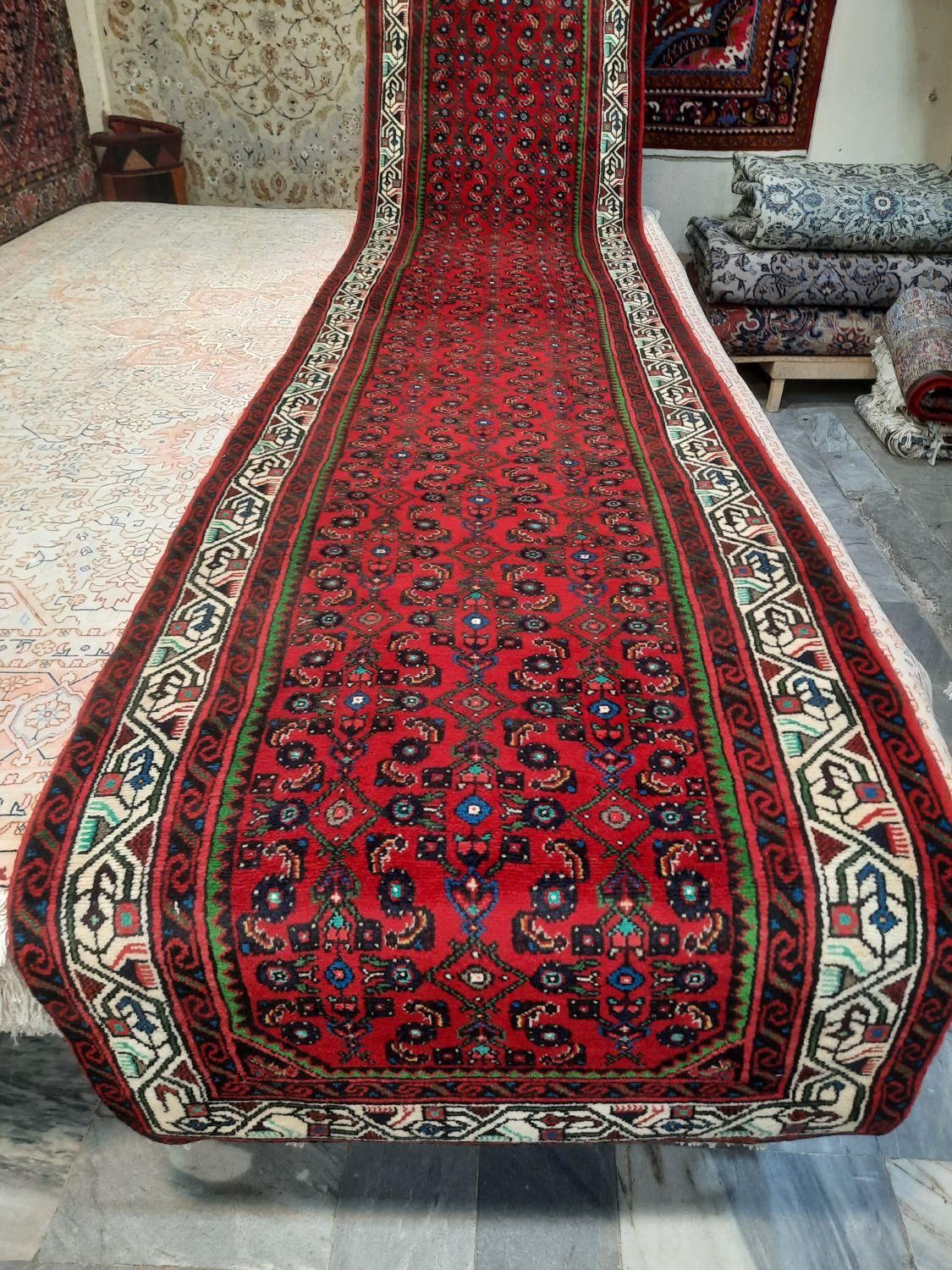 فرش کناره ۴ متری دستباف حسین آباد نقشه ماهی|فرش|کرج, برغان|دیوار