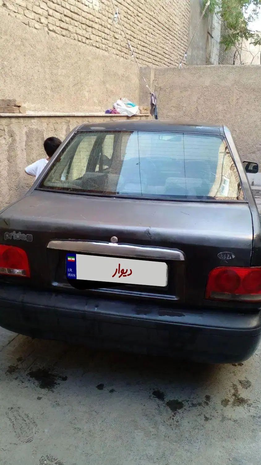 فروش خودرو سواری پراید مشکی صبا کاربراتور مدل ۸۳|خودرو سواری و وانت|مشهد, مصلی (کارمندان اول)|دیوار