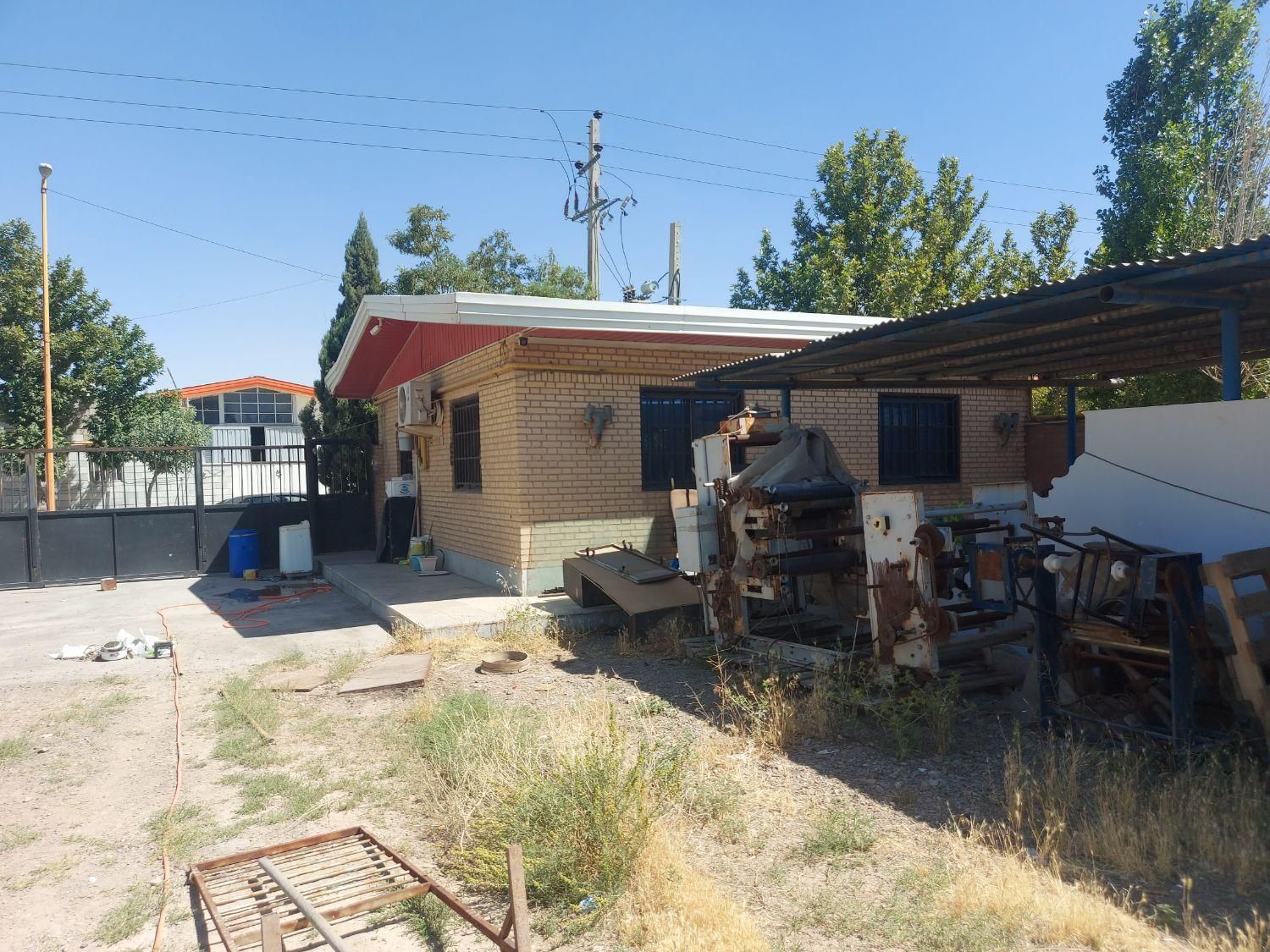 سوله ۶۰۰ متر مخصوص انبار لیا.املاک.صنعتی.کرمی|اجارهٔ دفتر صنعتی، کشاورزی، تجاری|الوند, |دیوار