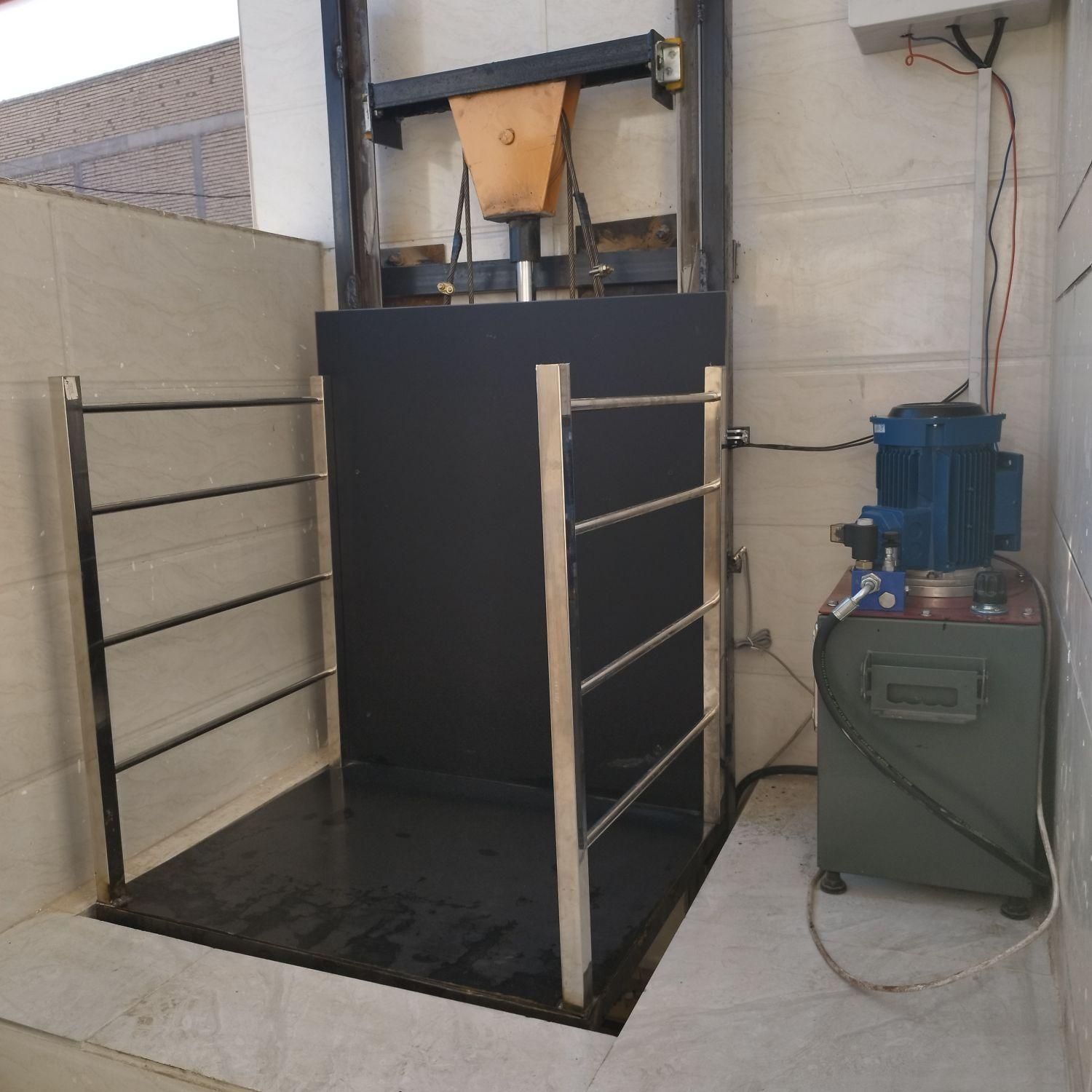 بالابر و آسانسور هیدرولیک|خدمات پیشه و مهارت|دزفول, |دیوار