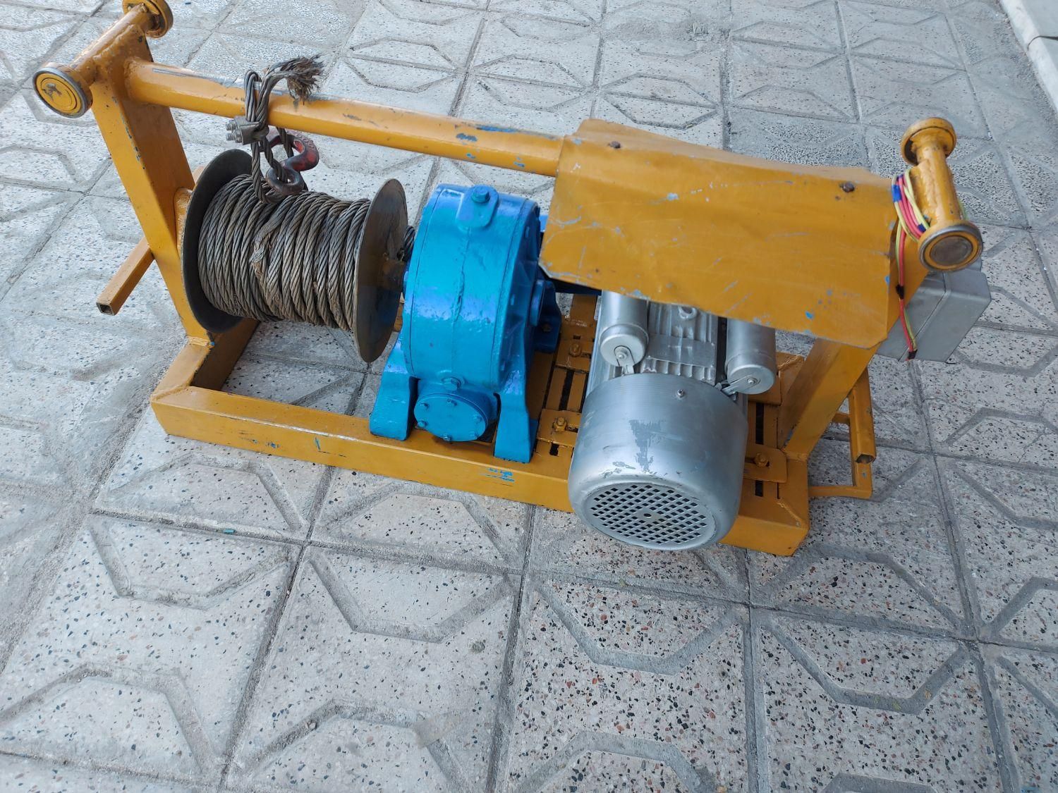 بالابر خریدارم .بالابر فروشی هم داریم|ماشینآلات صنعتی|مشهد, آزادشهر|دیوار