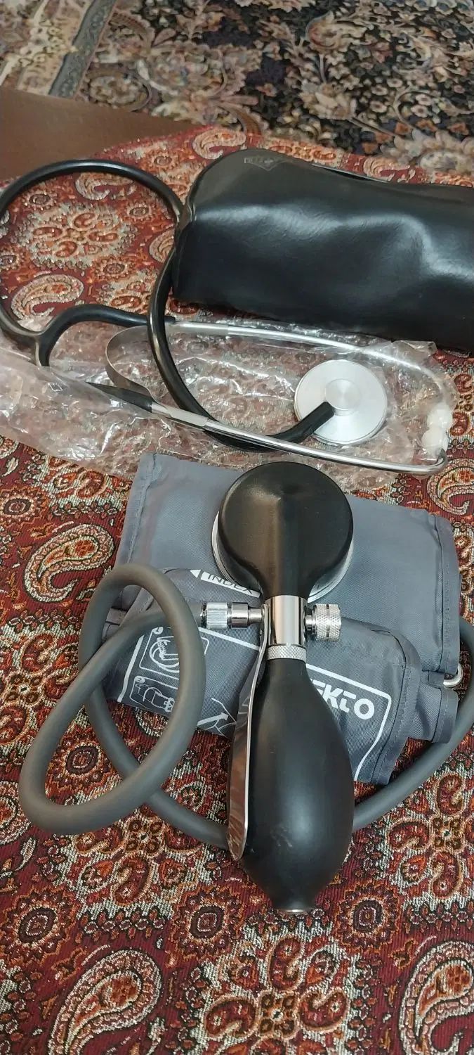 دستگاه فشار خون آلمانی|آرایشی، بهداشتی، درمانی|تهران, آذری|دیوار