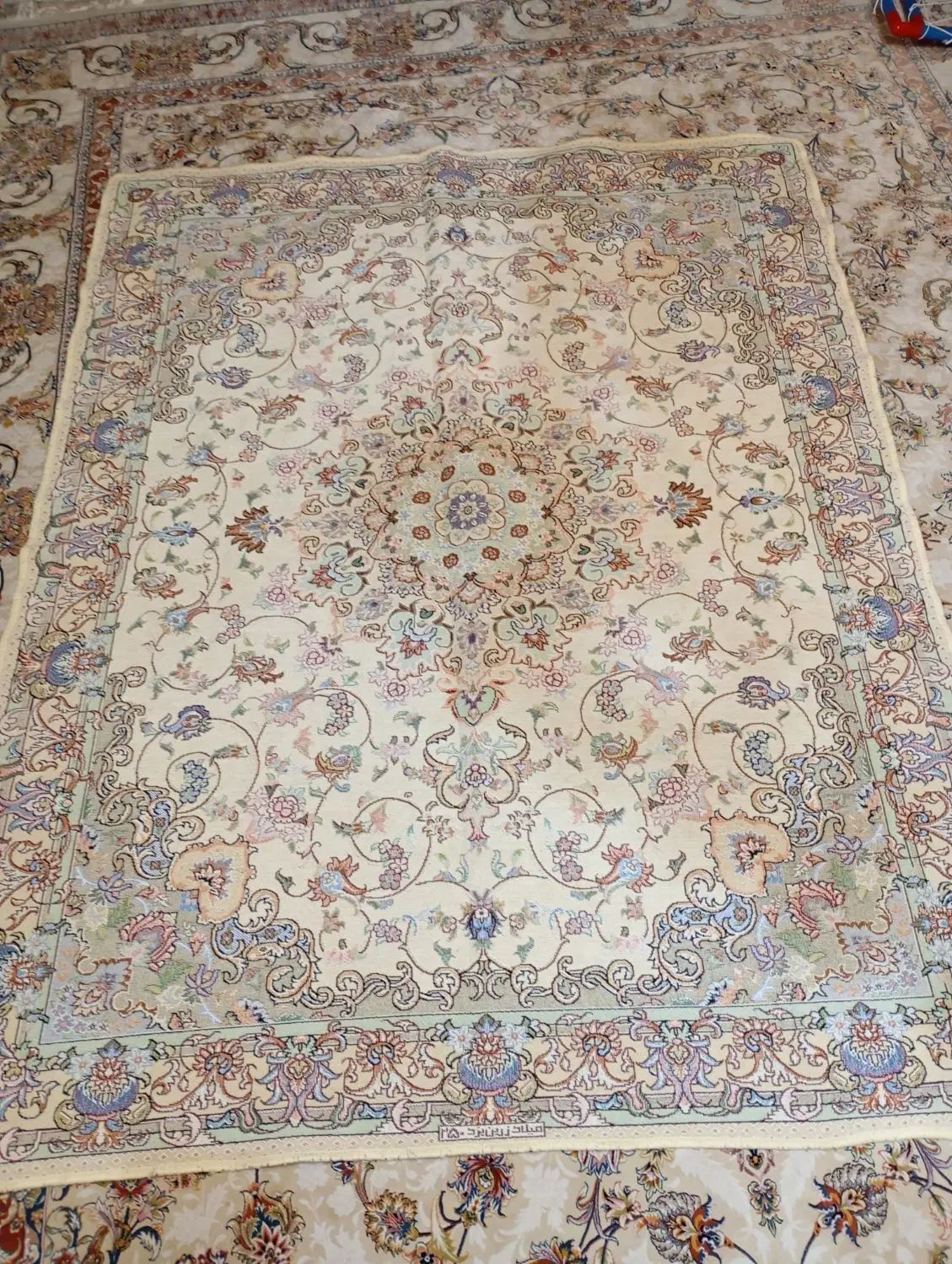 تعدادی روفرشی میلاد زرین یزد ۲۵۰|روفرشی|تهران, تاکسیرانی|دیوار