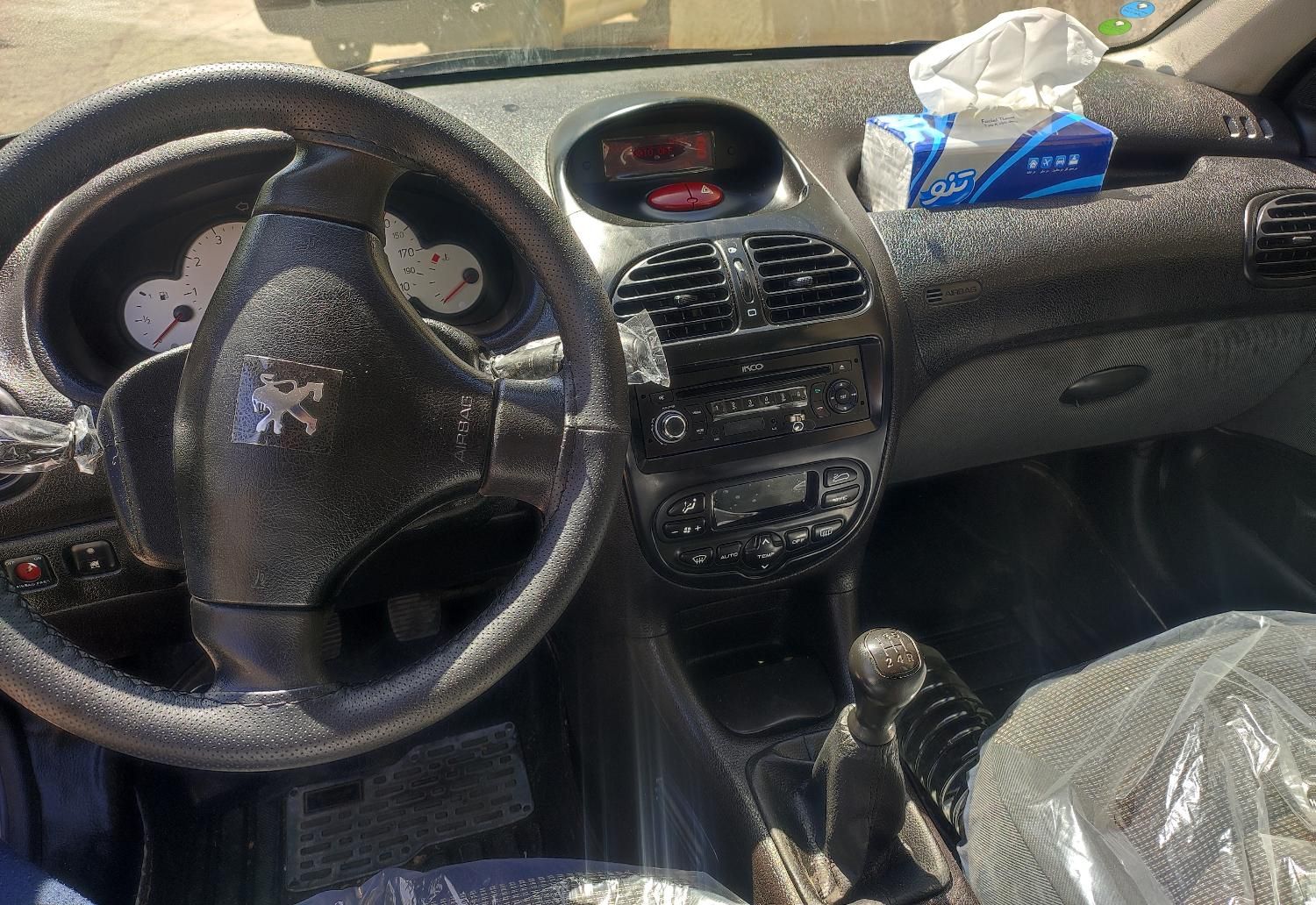 پژو 206 مدل 1396|خودرو سواری و وانت|جهرم, |دیوار