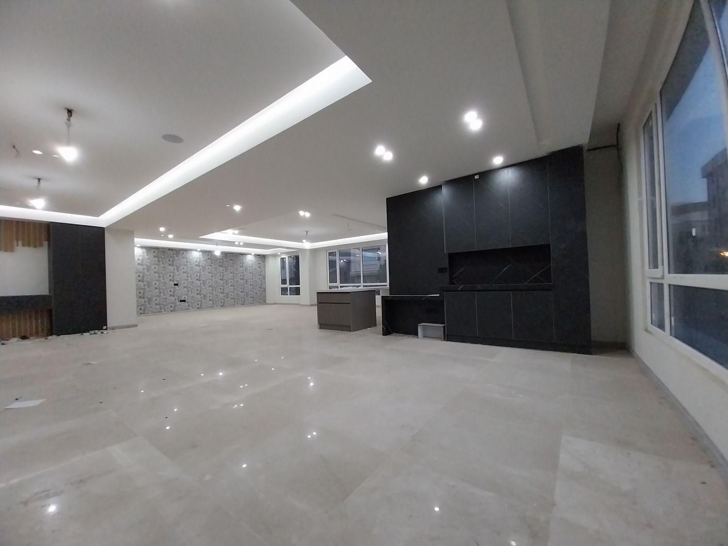 300متردانشگاه،چشم اندازی عالی،ویو مشجر|فروش آپارتمان|قزوین, |دیوار