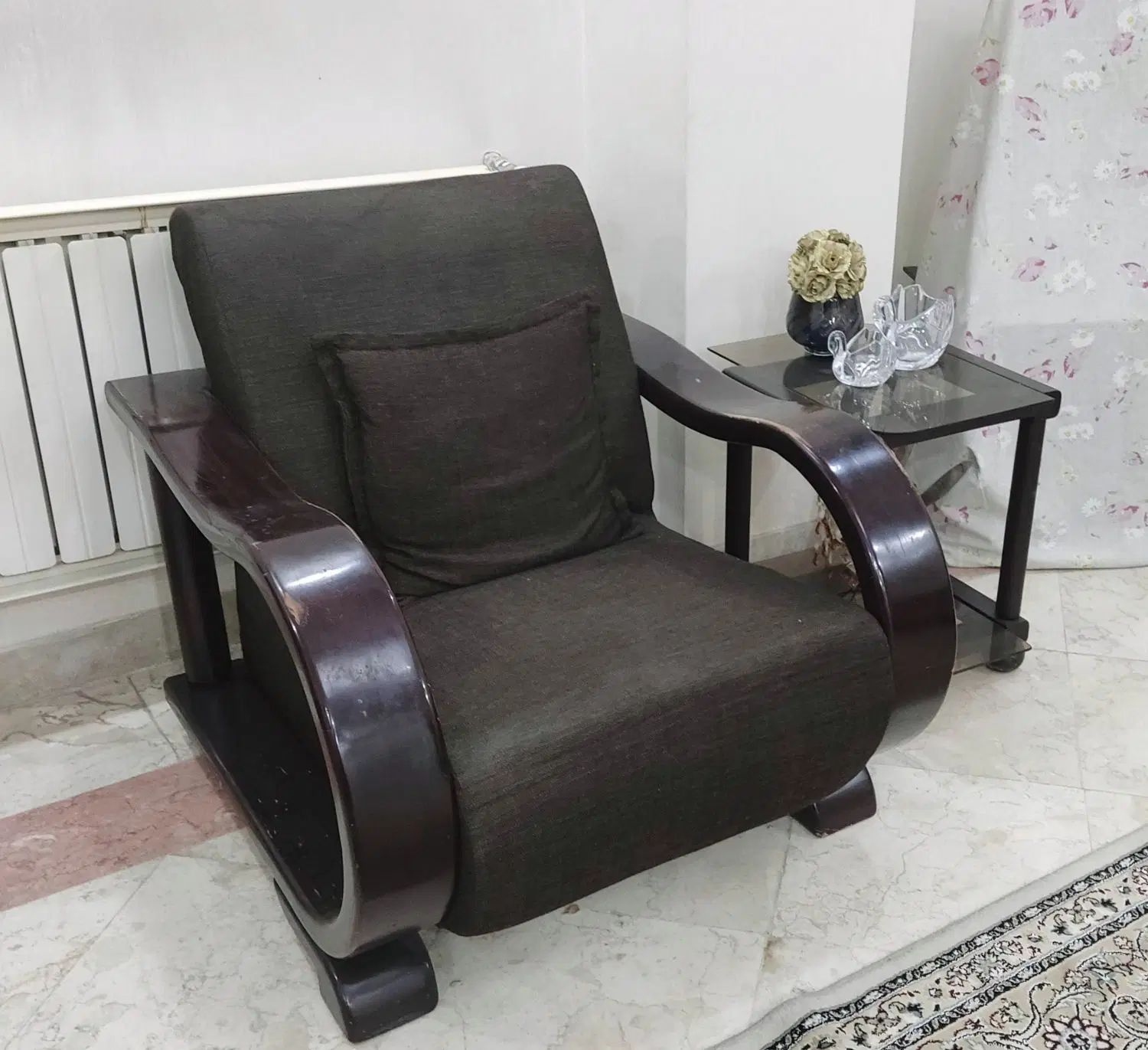مبلمان نیم ست|مبلمان خانگی و میز عسلی|کرج, گوهردشت|دیوار