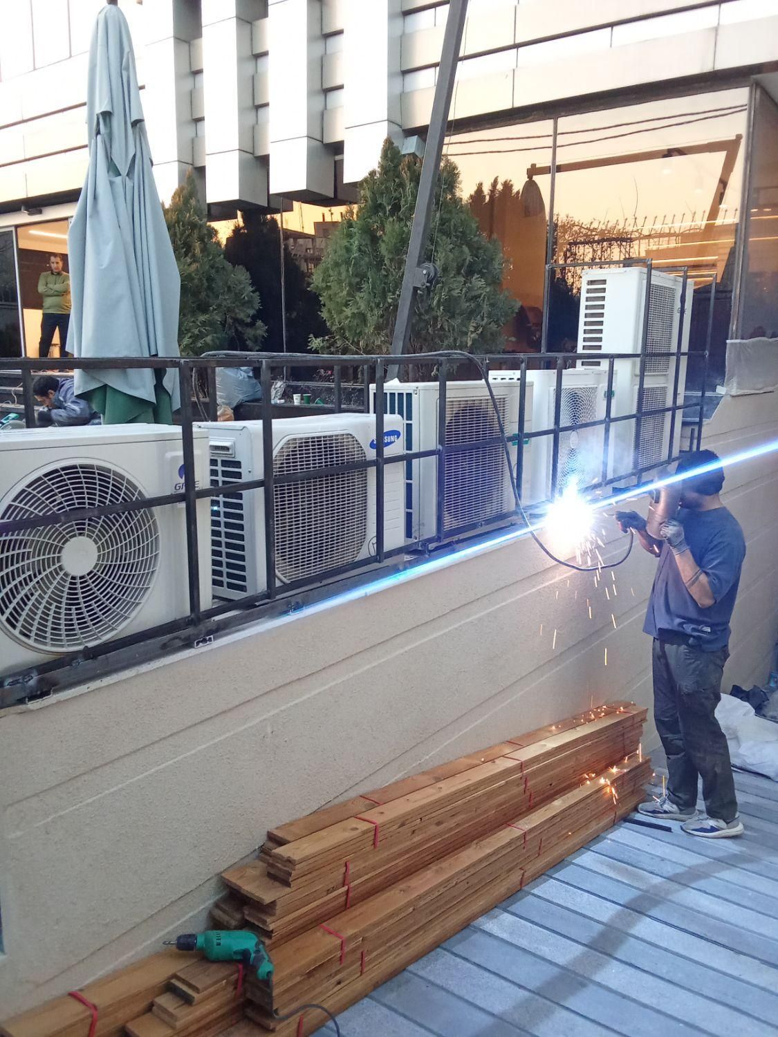 جوشکاری و آهنگری سیار حفاظ آهنگرجوشکارآکاردئون|خدمات پیشه و مهارت|تهران, صادقیه|دیوار